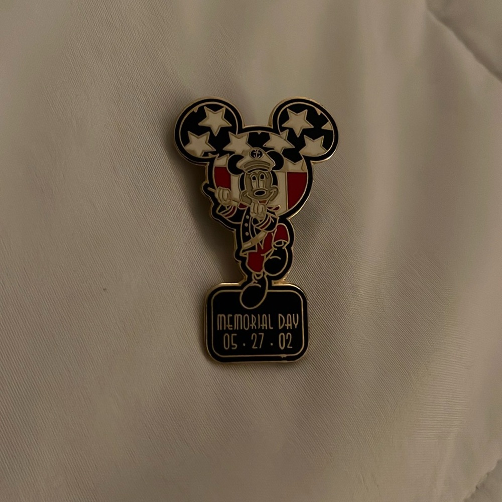 Disney Pin